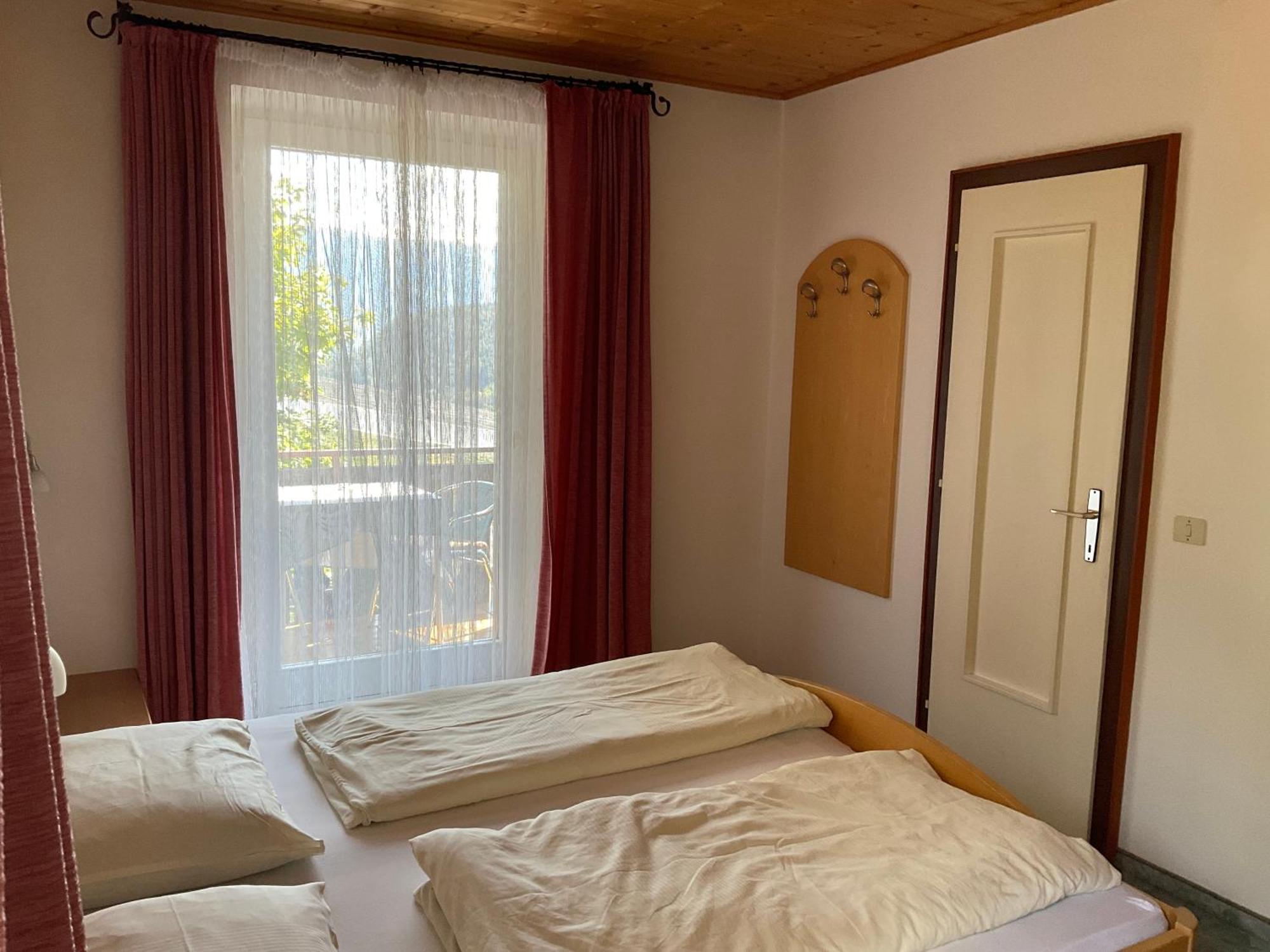 Garni Rika Bed & Breakfast Parcines Exterior photo